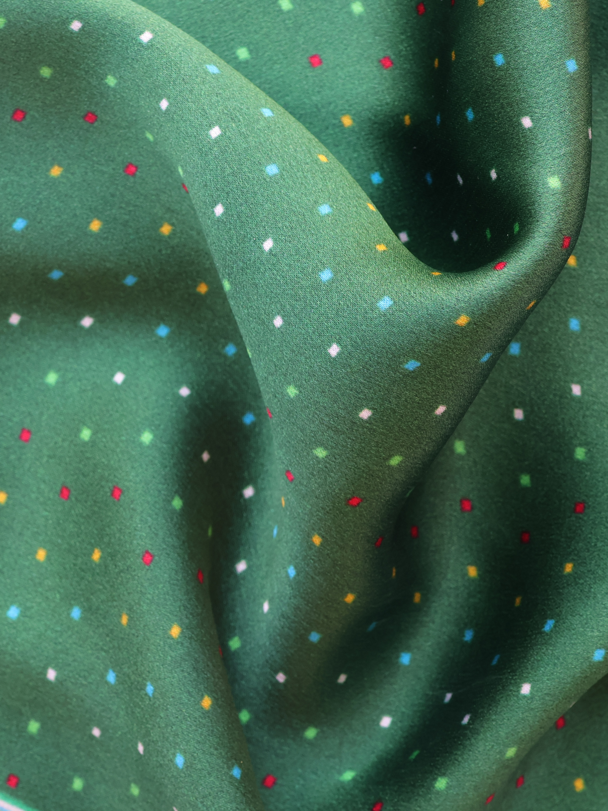 Green Dots Pocket Square