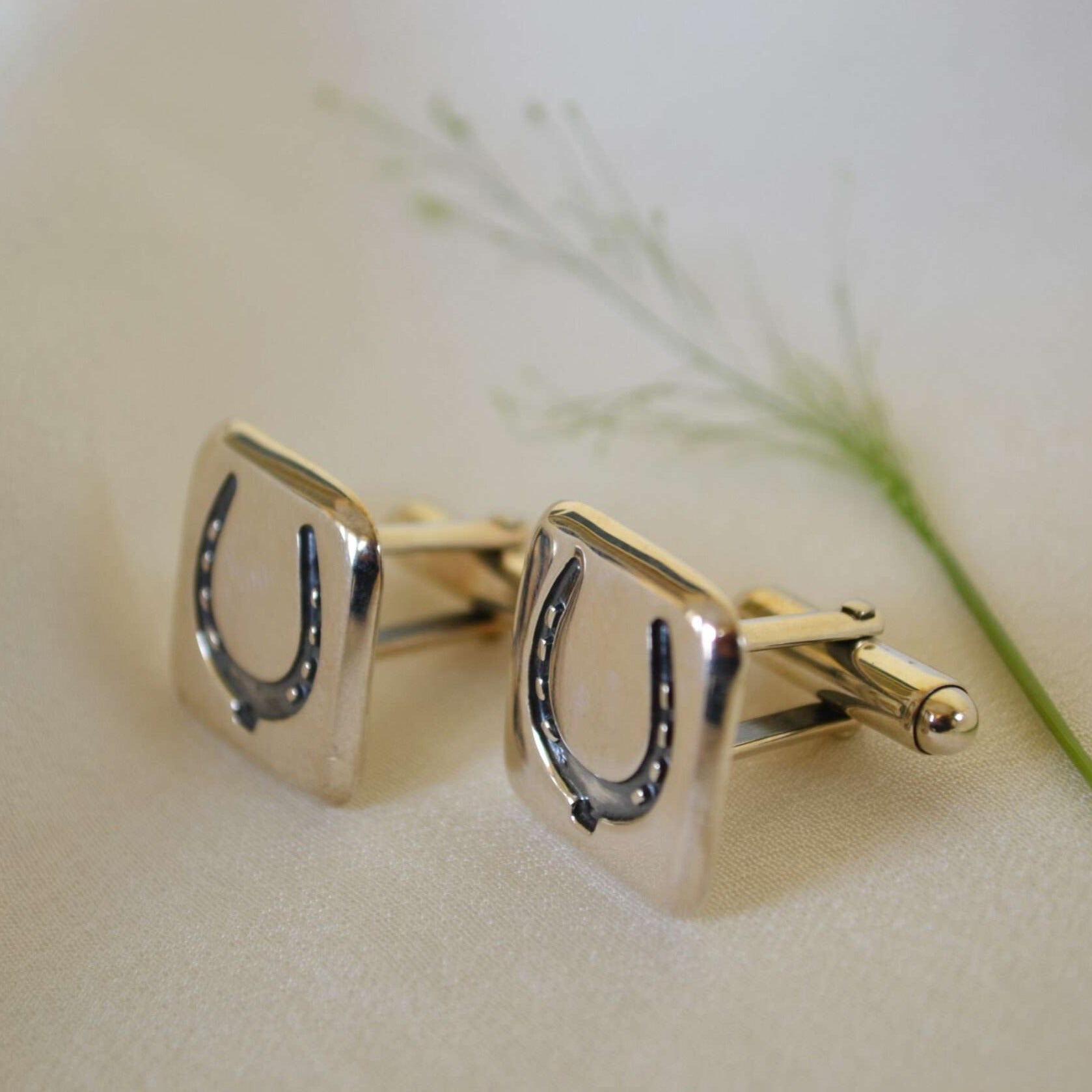 Gemelli A Ferro Di Cavallo In Argento – Regalo Elegante E Originale Per Uomo